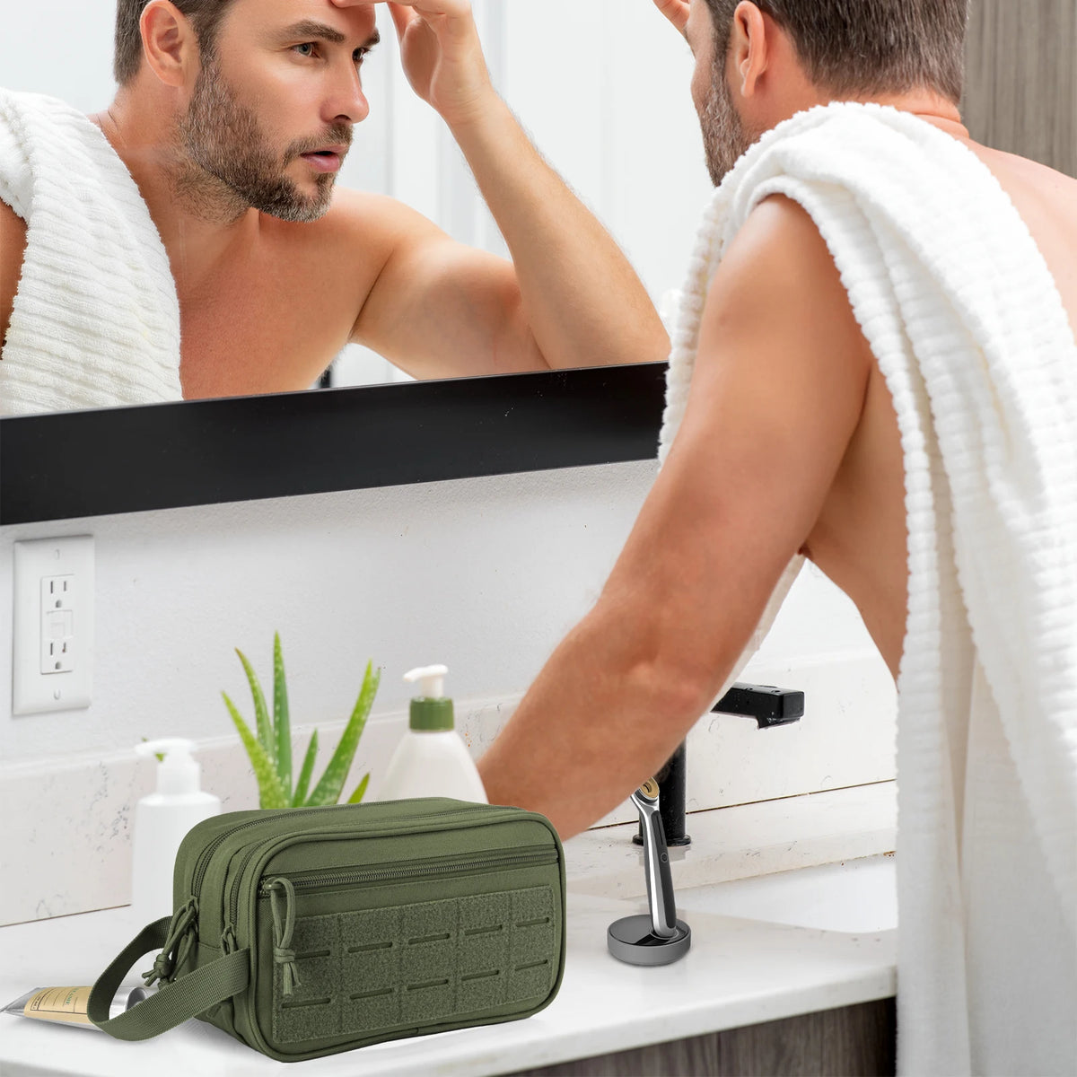 Tactical Toiletry Bag For Men Hygiene Bag Mens Shaving Kit Travel shower Bag Waist BackpackTool Molle Pouches Small Dopp Kit