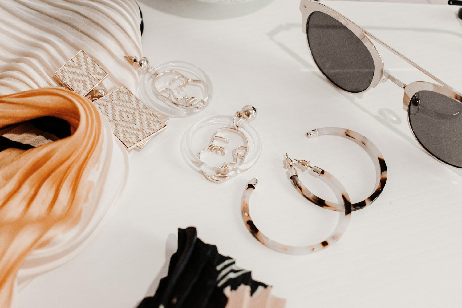 Women's Accessories