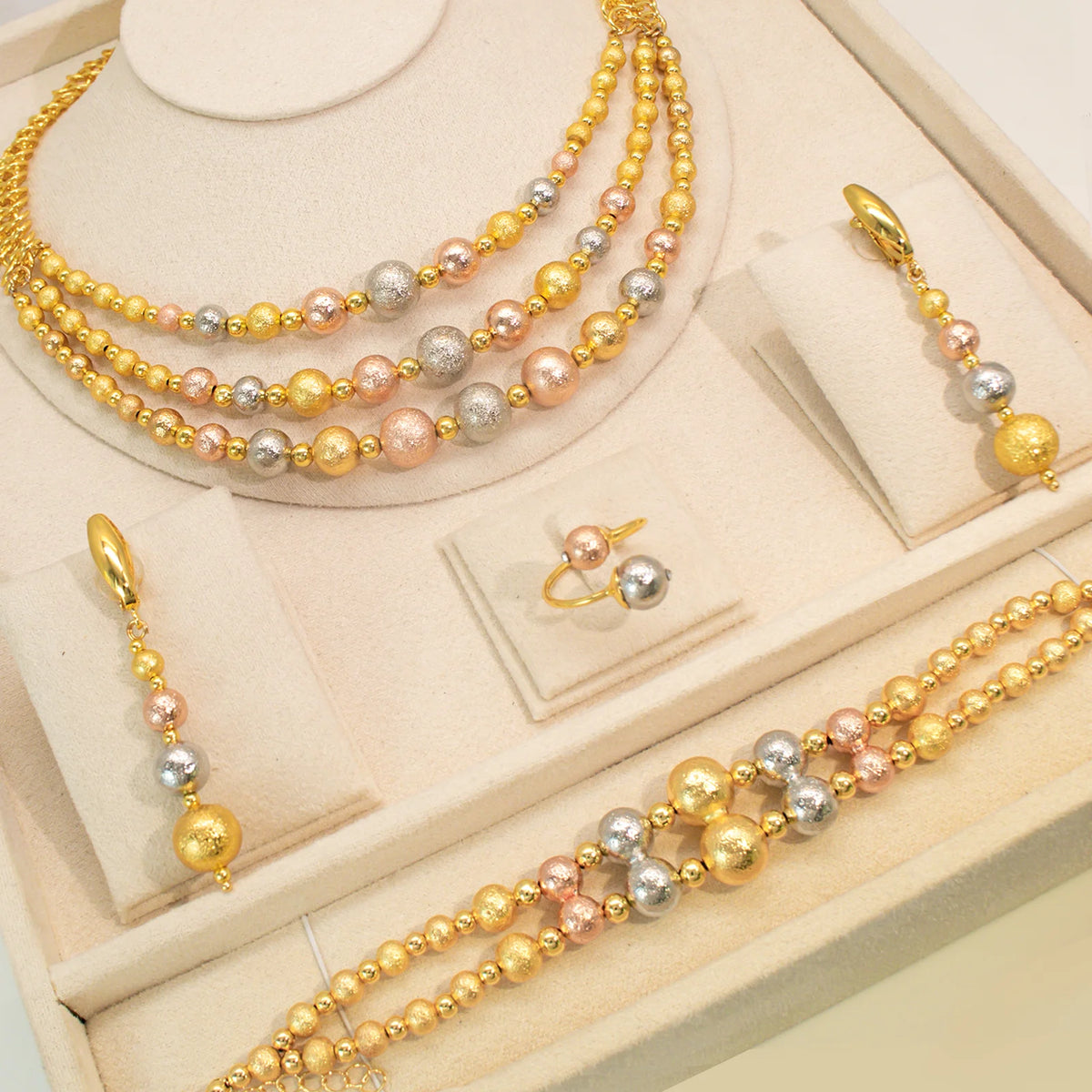 GZJPEI Women's Fashion Jewelry Set With Necklace Bracelet Earrings Ring