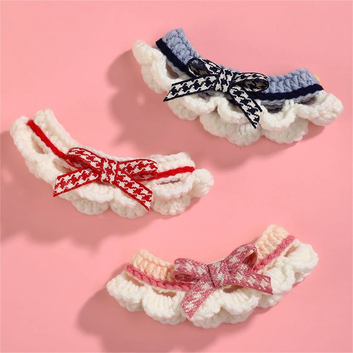 Adjustable Knitted Pet Collar With Bow Detail For Cats And Puppies