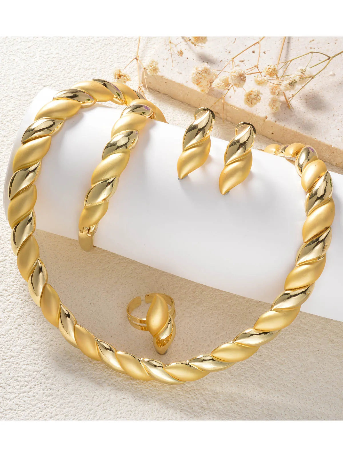 Elegant Jewelry Set Necklace Ring Earrings Bracelet For Women