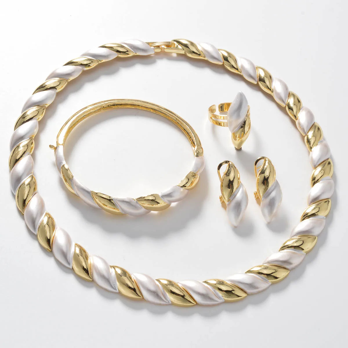 Elegant Jewelry Set Necklace Ring Earrings Bracelet For Women